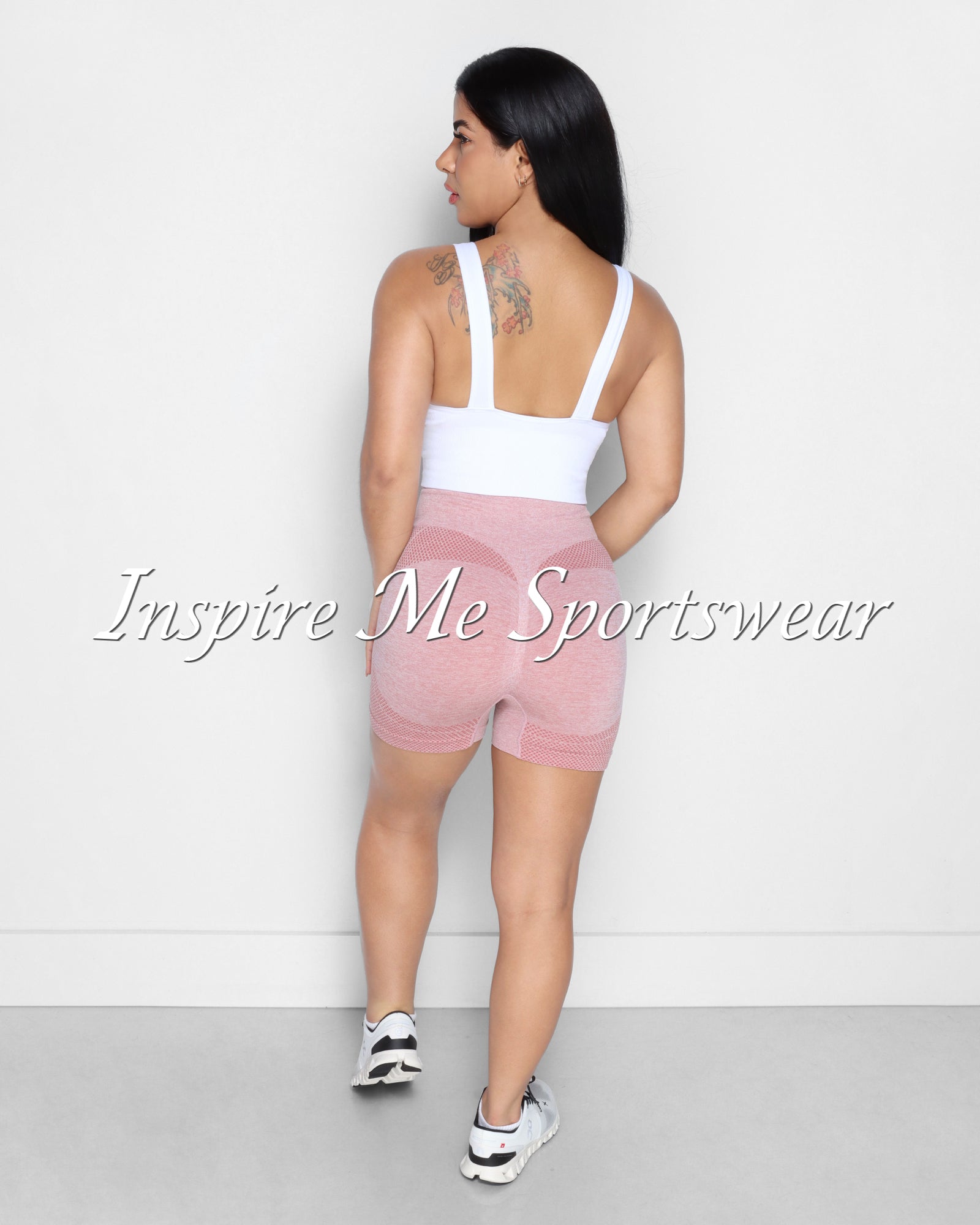 SEAMLESS WORKOUT SHORTS