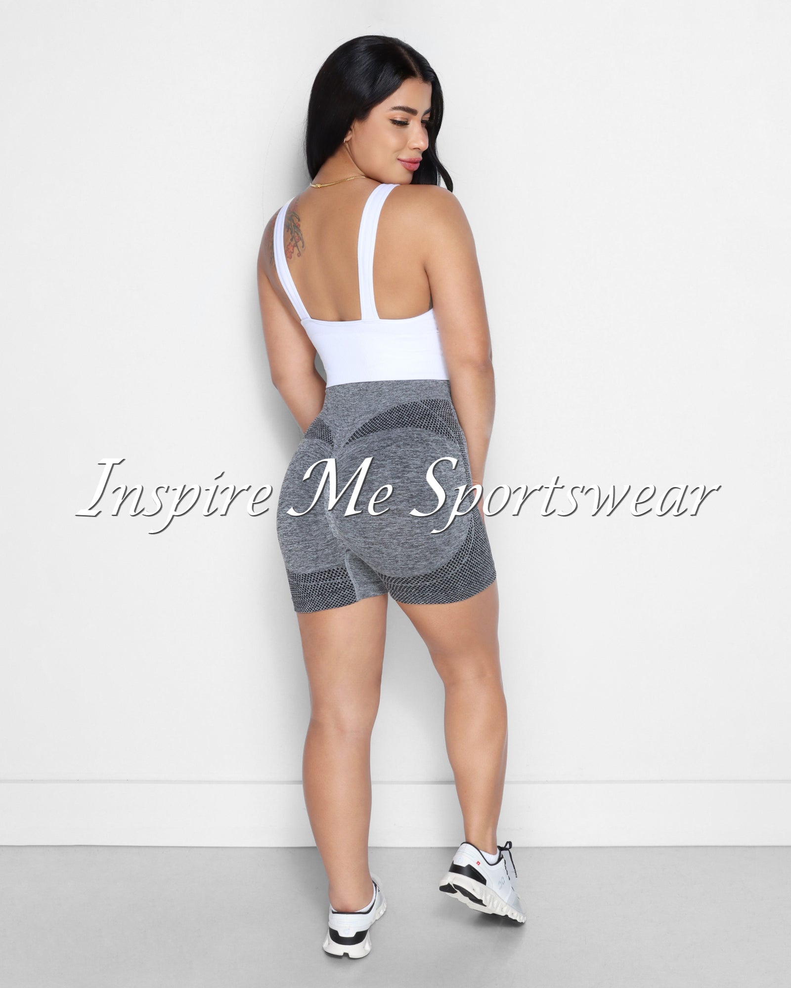 SEAMLESS WORKOUT SHORTS